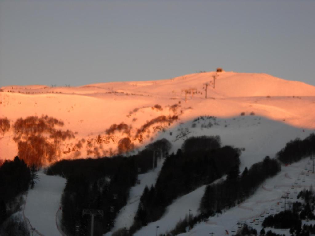 Gergovia Hotel Super Besse Buitenkant foto